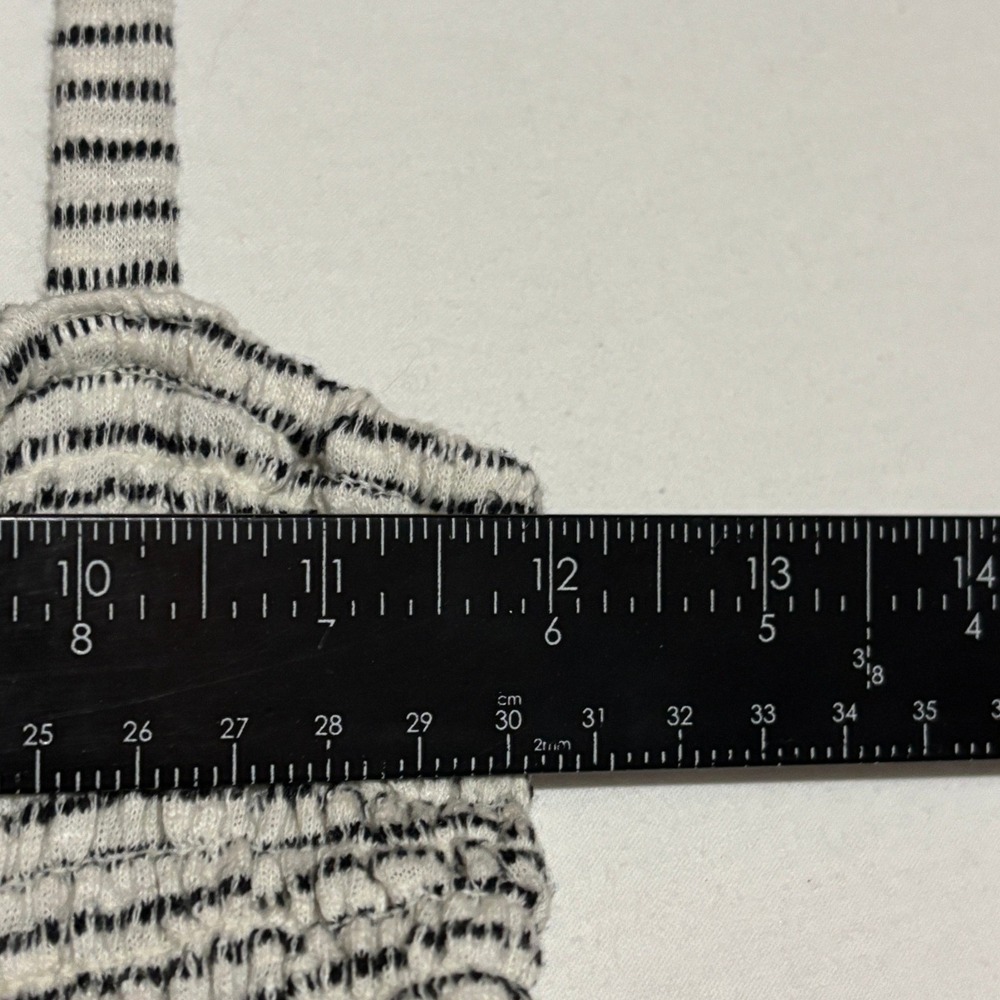 Old Navy Striped Wide‎ Leg Jumpsuit Womens XS Black White Smocked Excellent - Picture 6 of 8